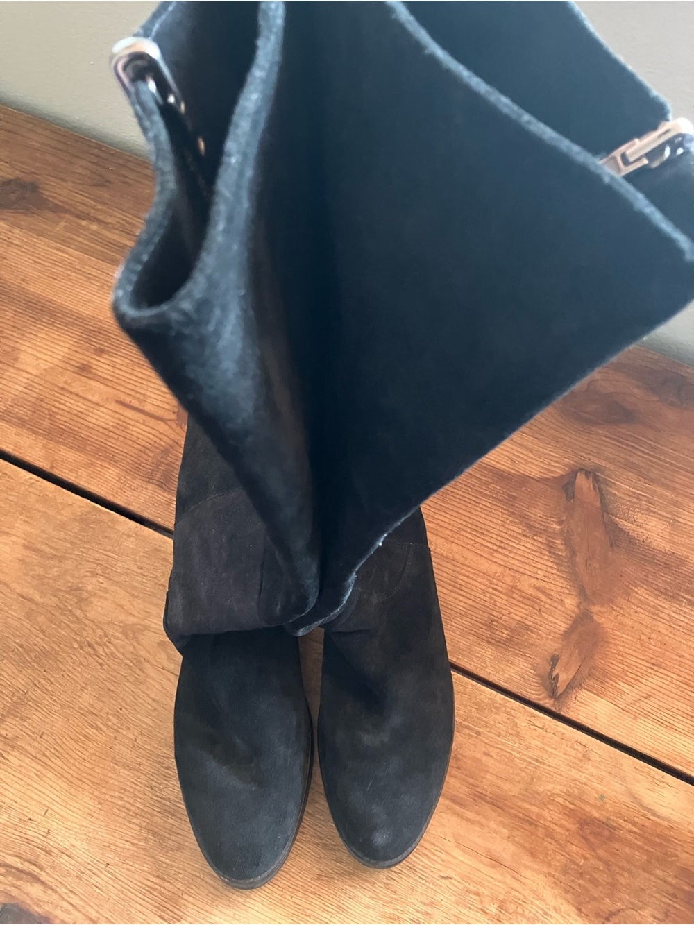 Johnston & Murphy Black Textured Rubber Sole Detail Knee-high Suede Boots
